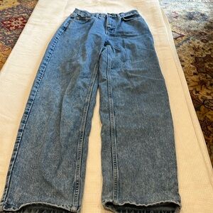 BDG urban outfitters high-rise baggie size 26 jeans
